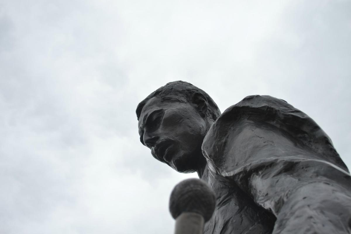 Freddie Mercury Statue