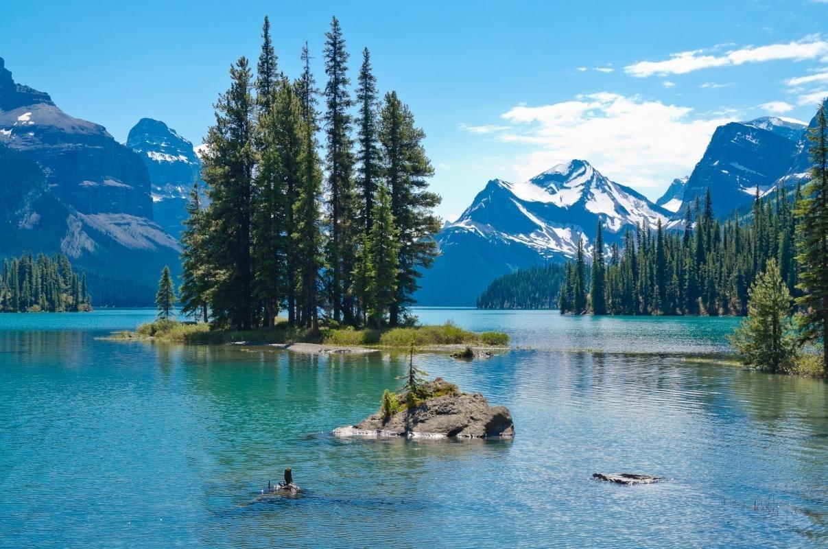 Maligne Lake