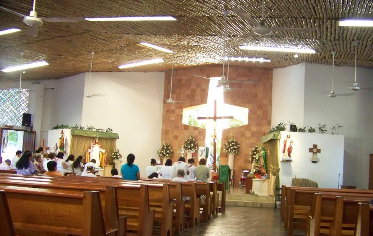 Cancun Christ the King Church (Iglesia de Cristo Rey)