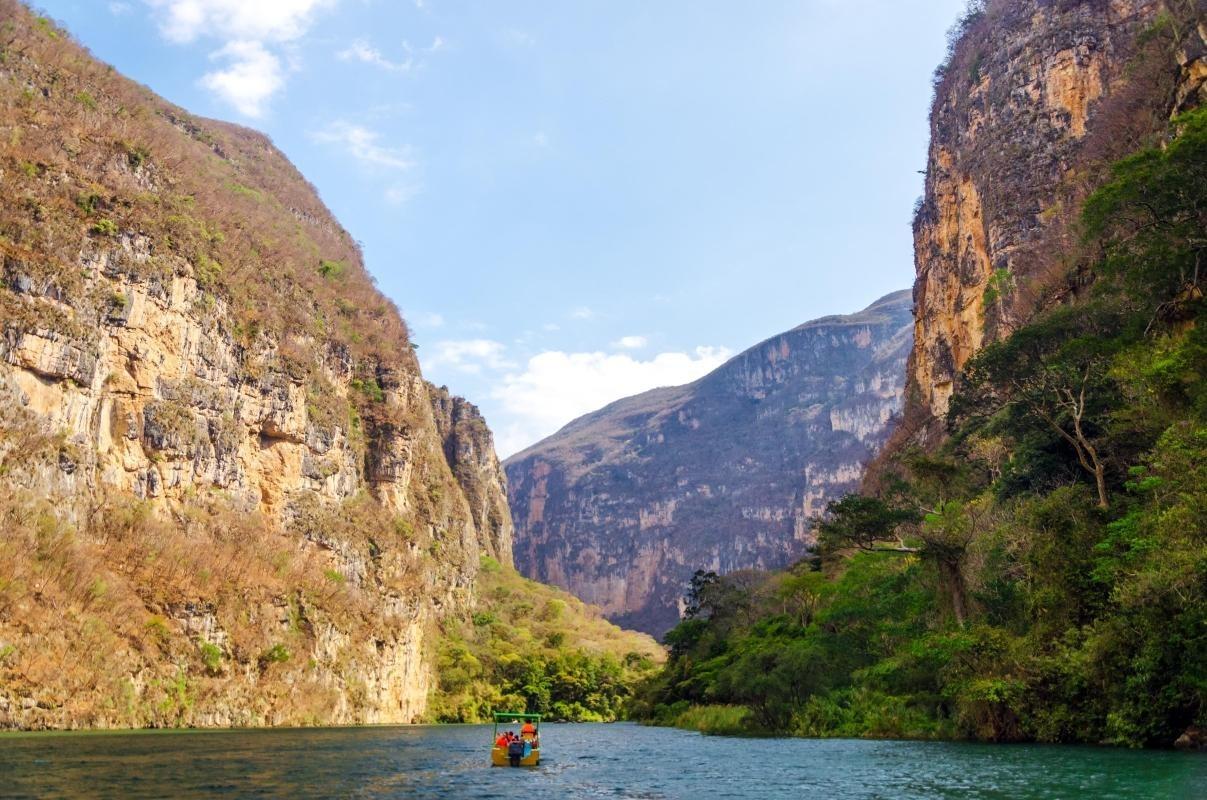 Sumidero Canyon National Park (Parque Nacional Canón del Sumidero)