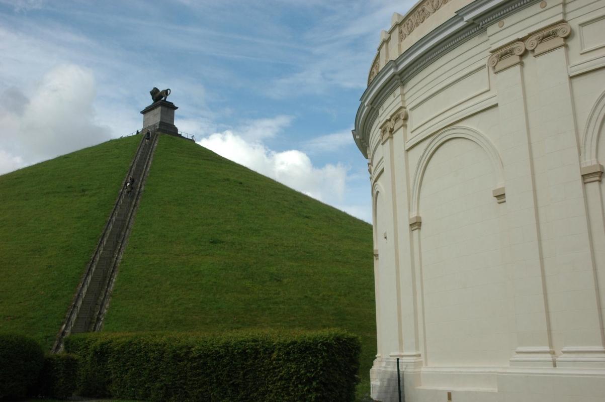 Lion’s Mound (Butte du Lion)