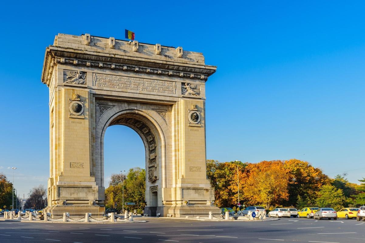 Arcul de Triumf (Arch of Triumph)