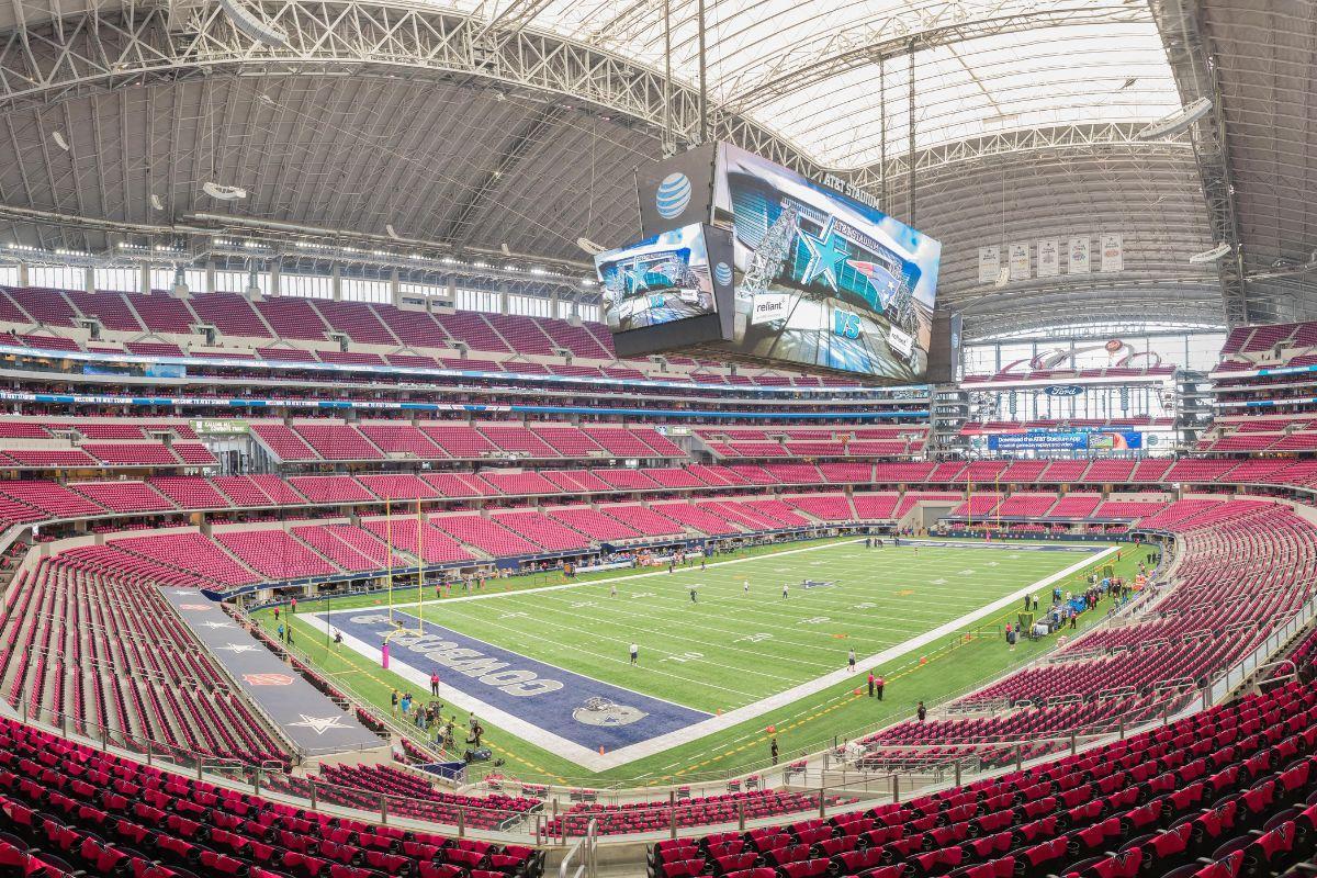 AT&T Stadium (Cowboys Stadium)