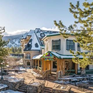 Come Monday Café - Margaritaville Resort Lake Tahoe