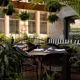 Vieux-Port Steakhouse & Terrasse