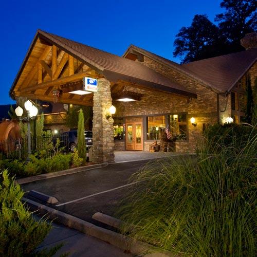 Best Western Plus Yosemite Gateway Inn