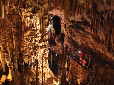 Natural Bridge Caverns