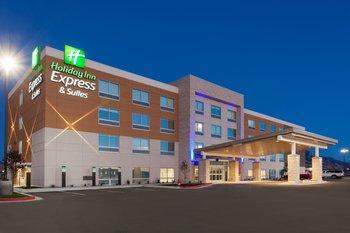 Holiday Inn Express & Suites Brigham City