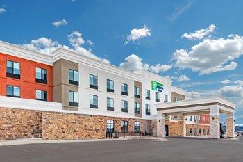 Holiday Inn Express & Suites